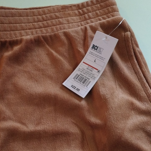 Sweatpants NWT women's Large Deep Orange Color Velvet Feel Jogger Style - Picture 2 of 6